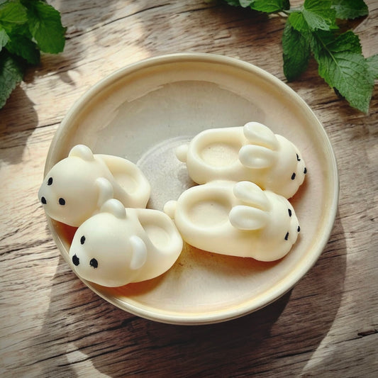 Marshmallow & Wild Mint Bunny & Bear Slipper Wax Melts